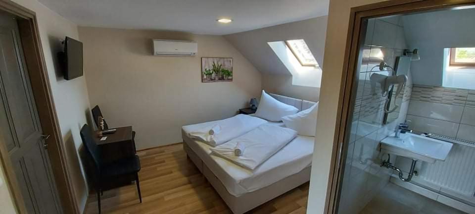 Soerpatika Vendeghaz Hotel Badacsonytomaj Kamer foto
