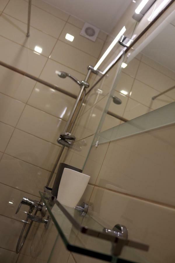 Soerpatika Vendeghaz Hotel Badacsonytomaj Buitenkant foto